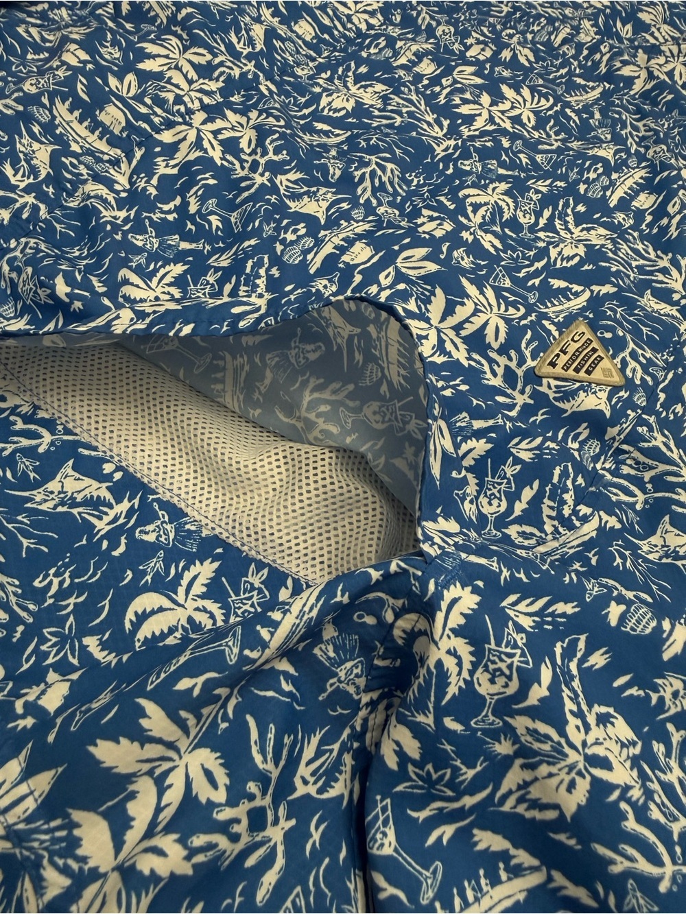 Columbia PFG Fishing Shirt XL Blue Tropical Print Button Up Vented - Picture 12 of 12